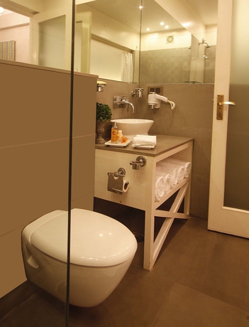 Imagen de la habitación del Hotel Ajanta. Foto 10