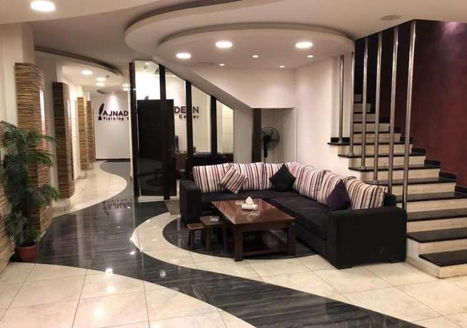 Imagen de los interiores del Hotel Ajnadeen. Foto 17