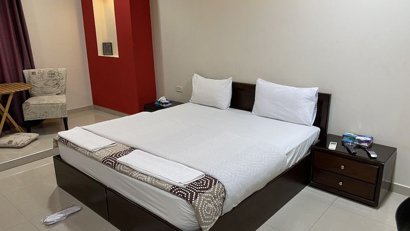 Imagen de la habitación del Hotel Ajnadeen. Foto 12