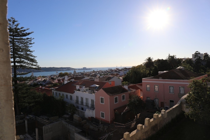 Imagen de la habitación del Hotel Ajuda Palace Inn Lisbon. Foto 10