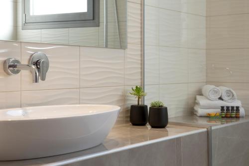 Imagen de la habitación del Hotel Ajul Luxury Hotel & Spa Resort. Foto 16