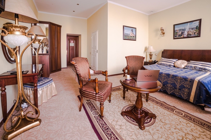 Imagen de la habitación del Hotel Ajur Classik. Foto 9