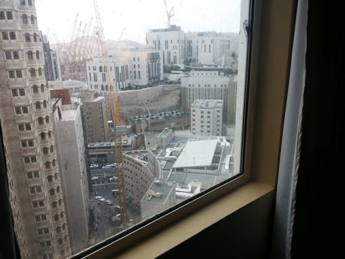 Imagen de los exteriores del Hotel Ajyad Crom. Foto 4