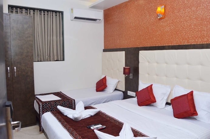 Imagen de los interiores del Hotel Ak International. Foto 16