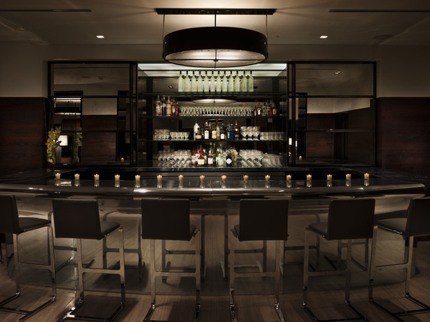 Imagen del bar/restaurante del Hotel Aka White House. Foto 3