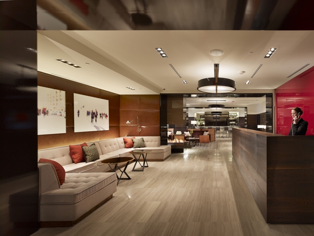 Imagen de los interiores del Hotel Aka White House. Foto 14