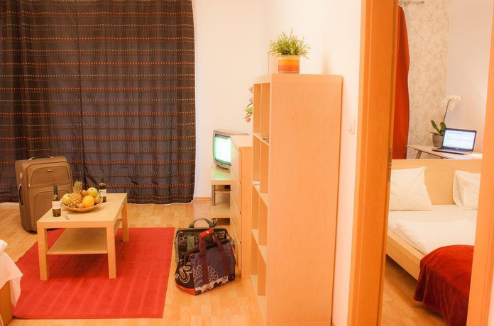 Imagen general del Hotel Akacfa Holiday. Foto 11