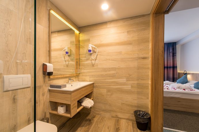 Imagen de la habitación del Hotel Akad&eacute;mia. Foto 15