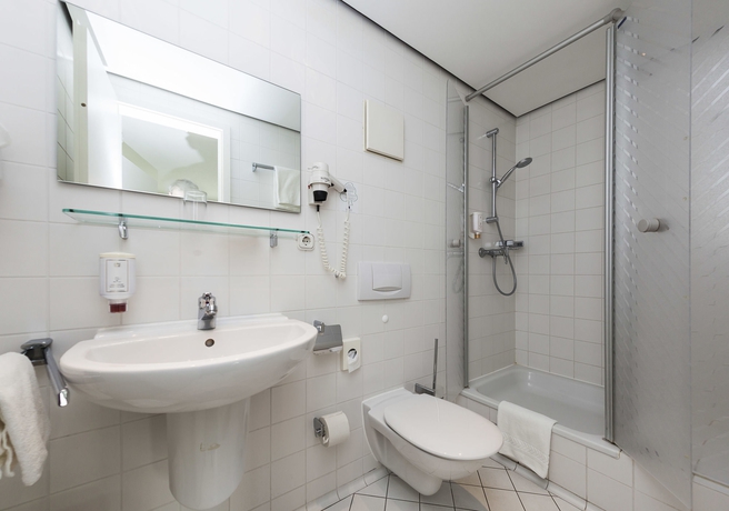 Imagen de la habitación del Hotel Akademie Berlin. Foto 5