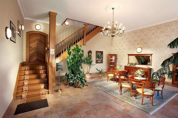 Imagen de los interiores del Hotel Akademie a depandance Vila Jarmila. Foto 18