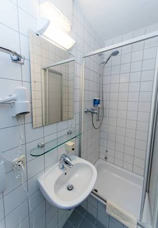 Imagen de la habitación del Hotel Akademiehotel Jena. Foto 13