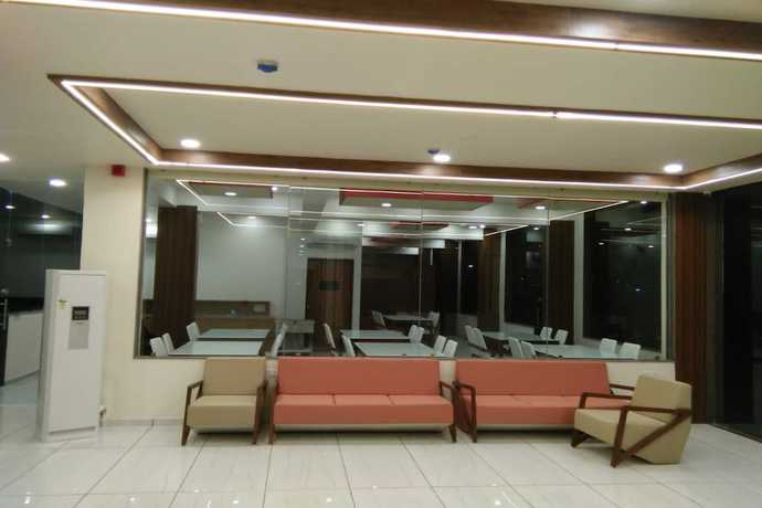 Imagen de los interiores del Hotel Akaibara. Foto 19