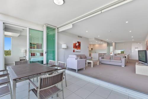 Imagen de la habitación del Hotel Akama Resort. Foto 5