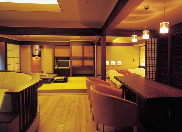 Imagen de los interiores del Hotel Akan Tsuruga Bessou Hinanoza. Foto 9