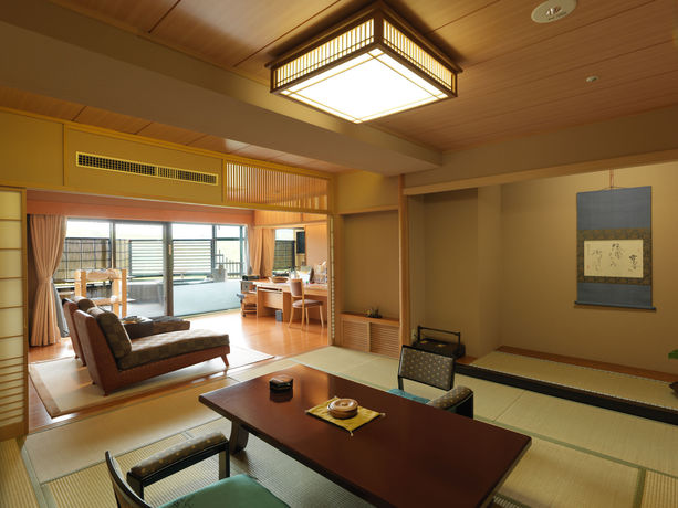 Imagen de la habitación del Hotel Akan Yuku No Sato Tsuruga. Foto 9