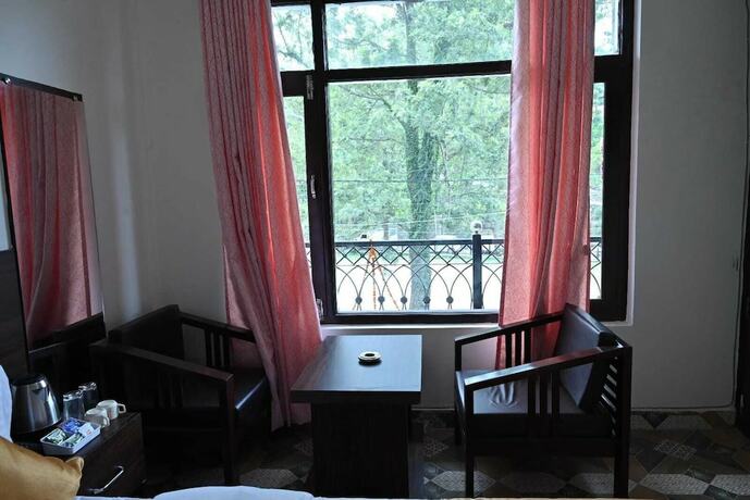 Imagen general del Hotel Akansha The Lake View. Foto 3