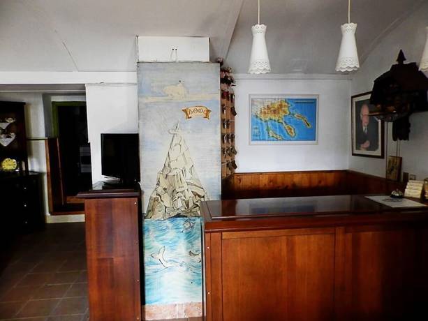 Imagen de los interiores del Hotel Akanthos. Foto 13