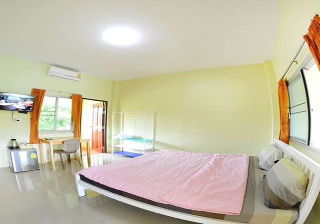 Imagen de la habitación del Hotel Akantuka Homestay. Foto 6