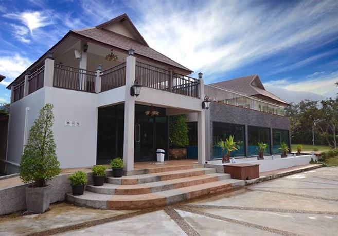 Imagen de los interiores del Hotel Akantuka Homestay. Foto 18
