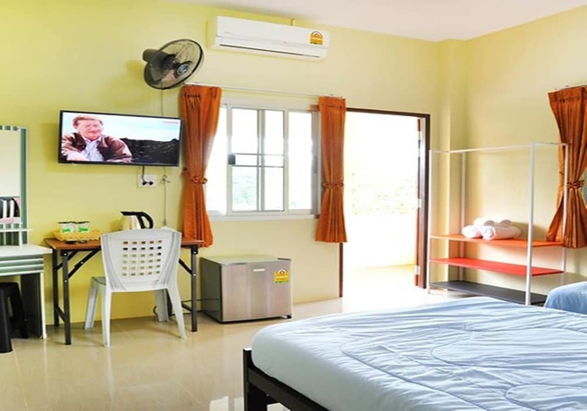 Imagen de la habitación del Hotel Akantuka Homestay. Foto 8