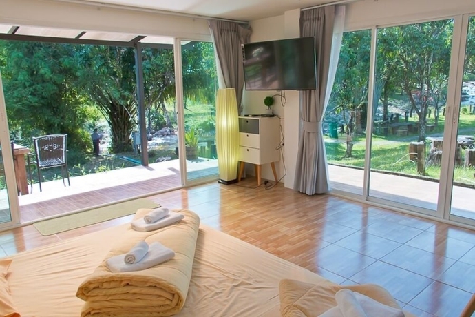 Imagen de la habitación del Hotel Akantuka Homestay. Foto 9