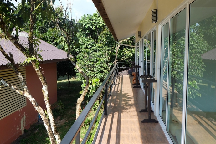 Imagen de la habitación del Hotel Akantuka Homestay. Foto 15
