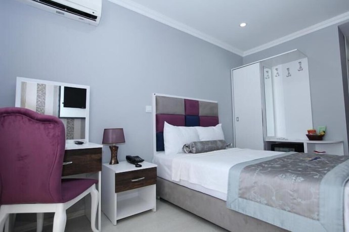 Imagen de la habitación del Hotel Akar. Foto 6