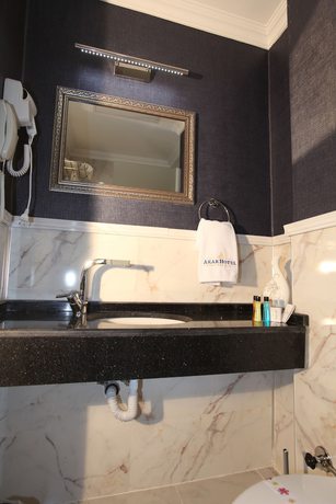 Imagen de la habitación del Hotel Akar. Foto 8