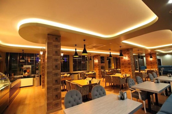 Imagen del bar/restaurante del Hotel Akar. Foto 5