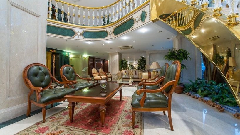 Imagen de los interiores del Hotel Akar International. Foto 15