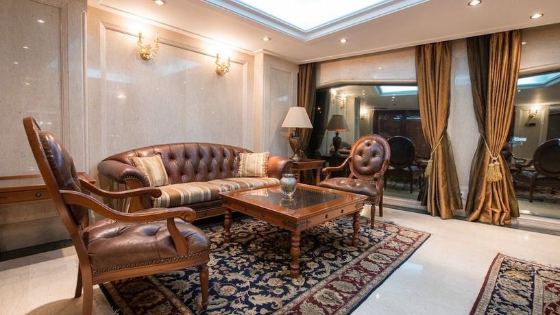 Imagen de los interiores del Hotel Akar International. Foto 18