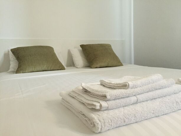 Imagen de la habitación del Hotel Akara. Foto 13