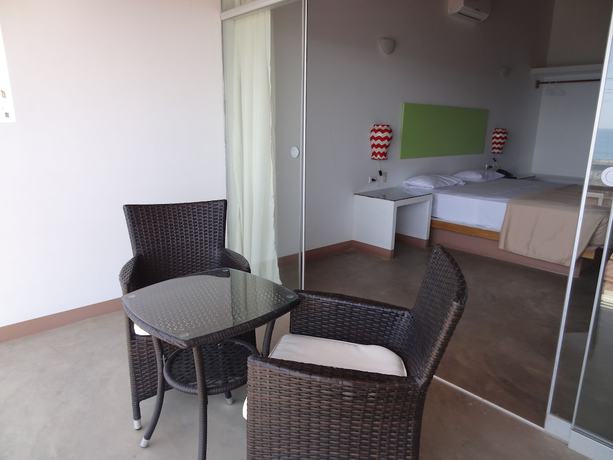 Imagen de la habitación del Hotel Akas Apartamentos. Foto 4