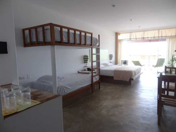 Imagen de la habitación del Hotel Akas Apartamentos. Foto 7