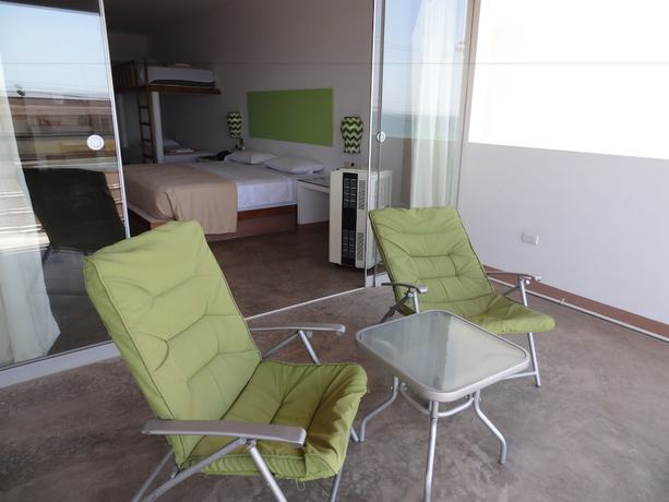 Imagen de la habitación del Hotel Akas Apartamentos. Foto 10