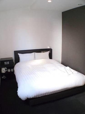 Imagen de la habitación del Hotel Akasaka Crystal. Foto 2