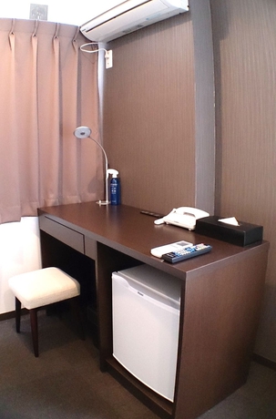 Imagen de la habitación del Hotel Akasaka Crystal. Foto 5