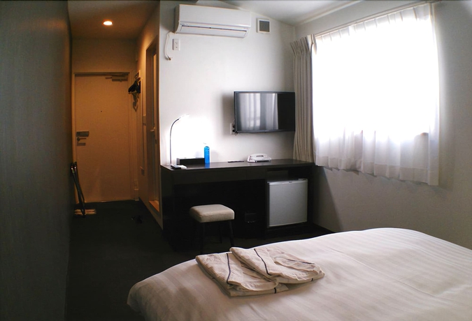 Imagen de la habitación del Hotel Akasaka Crystal. Foto 6