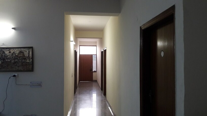 Imagen de los interiores del Hotel Akash Palace. Foto 36