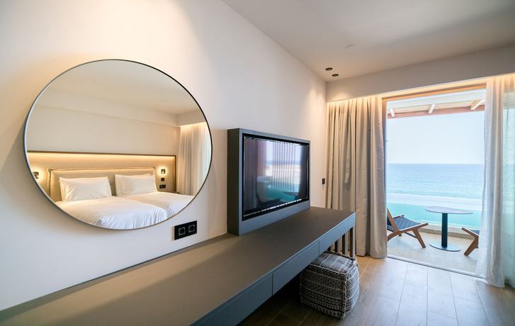 Imagen de la habitación del Hotel Akasha Beach and Spa. Foto 10
