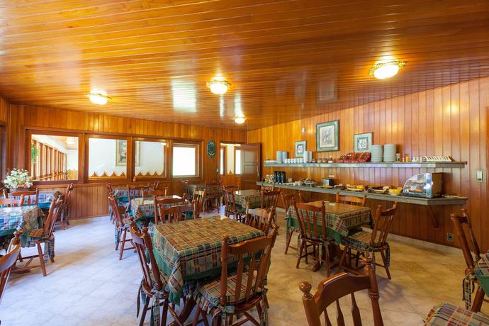 Imagen del bar/restaurante del Hotel Akaskay. Foto 3