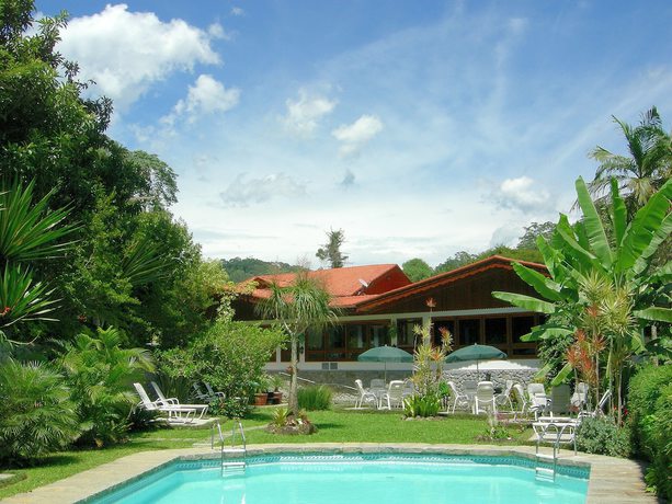 Imagen de la piscina del Hotel Akaskay. Foto 14