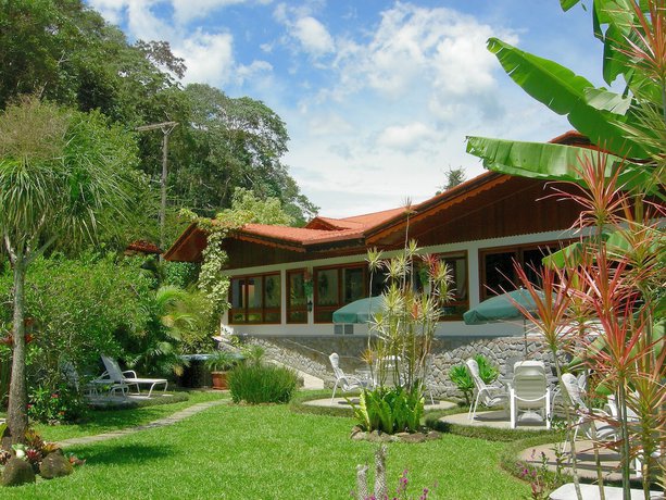 Imagen de los exteriores del Hotel Akaskay. Foto 11