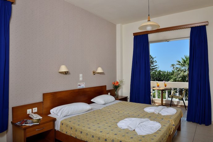 Imagen de la habitación del Hotel Akatos. Foto 3
