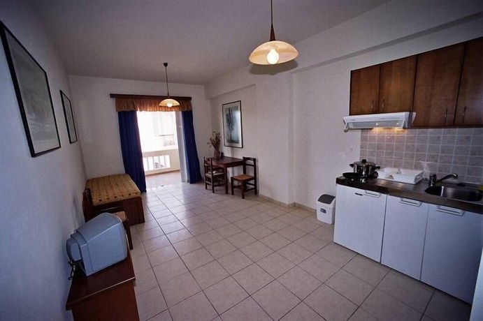 Imagen de la habitación del Hotel Akatos. Foto 12