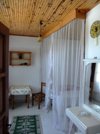 Imagen de la habitación del Hotel Akay. Foto 8