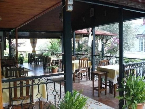 Imagen del bar/restaurante del Hotel Akay. Foto 3