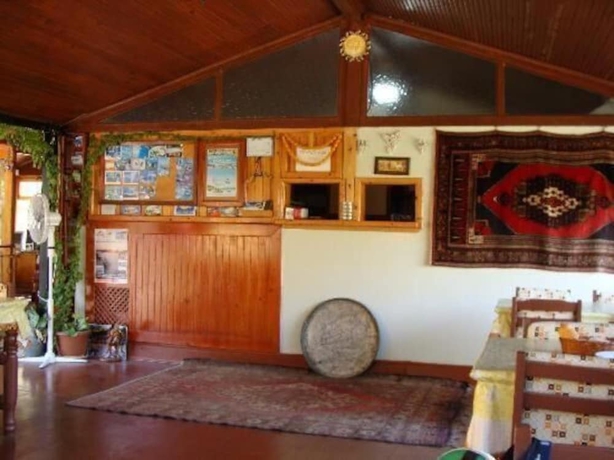 Imagen del bar/restaurante del Hotel Akay. Foto 5