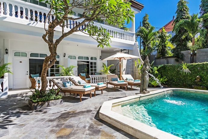 Imagen de la habitación del Hotel Akaya Bali. Foto 13