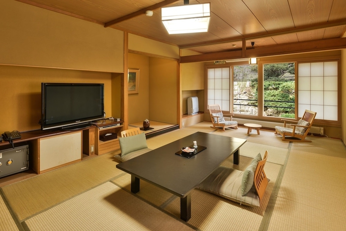 Imagen de la habitación del Hotel Akayu Onsen Gotenmori. Foto 2